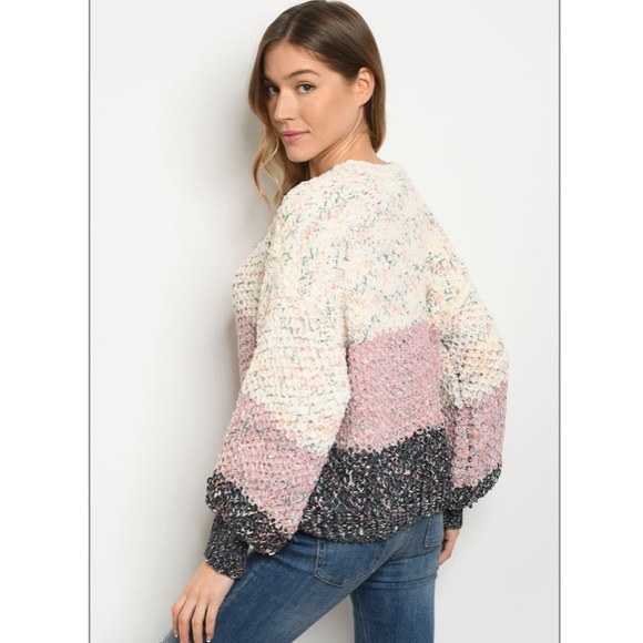 🌿IVORY MULTI SWEATER🌿 - Picture 2 of 8